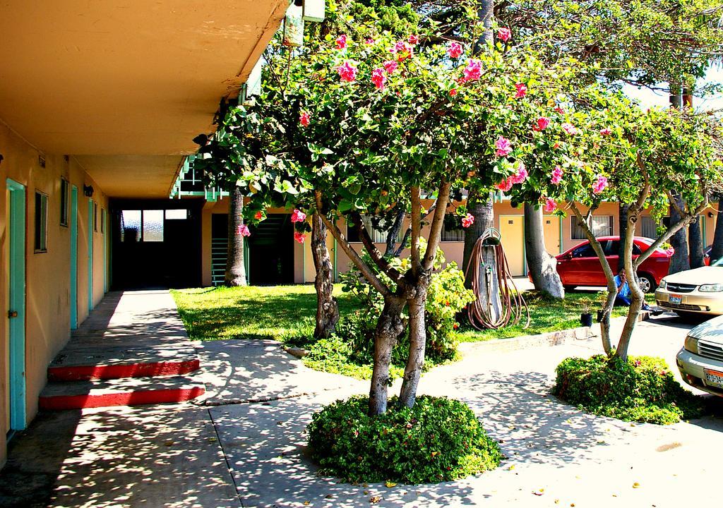 Motel Presidente Ensenada Exterior foto